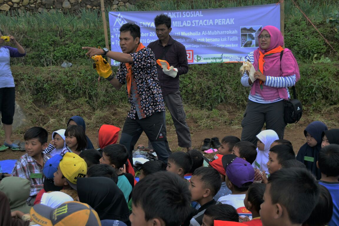 Ultah Perak Stacia Adakan Dongeng Edukasi Anak Di Kaki 